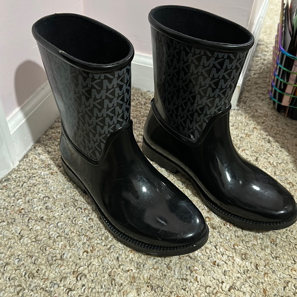 Michael Kors rain boots